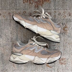 New Balance 9060 Sneakers Beige and Grey